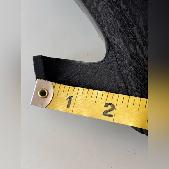 Vintage 90s Kenneth Cole black damask pompadour brocade jacquard lace up bootie - Picture 11 of 11